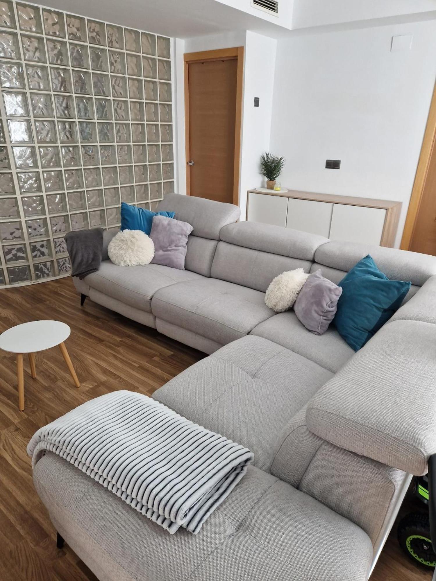 Quarto Com Banheiro Privado Em Apartamento Familiar Apartment อาลิกันเต ภายนอก รูปภาพ